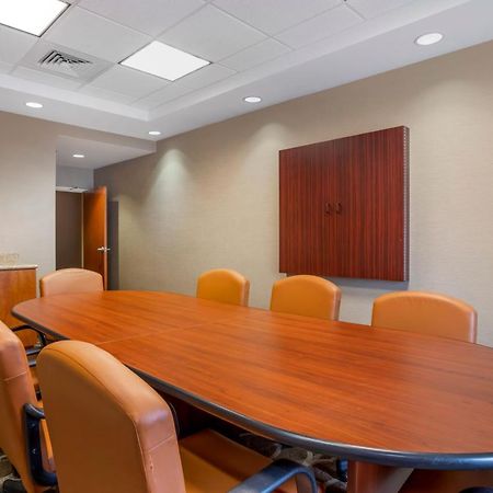 Comfort Suites North Knoxville Bagian luar foto