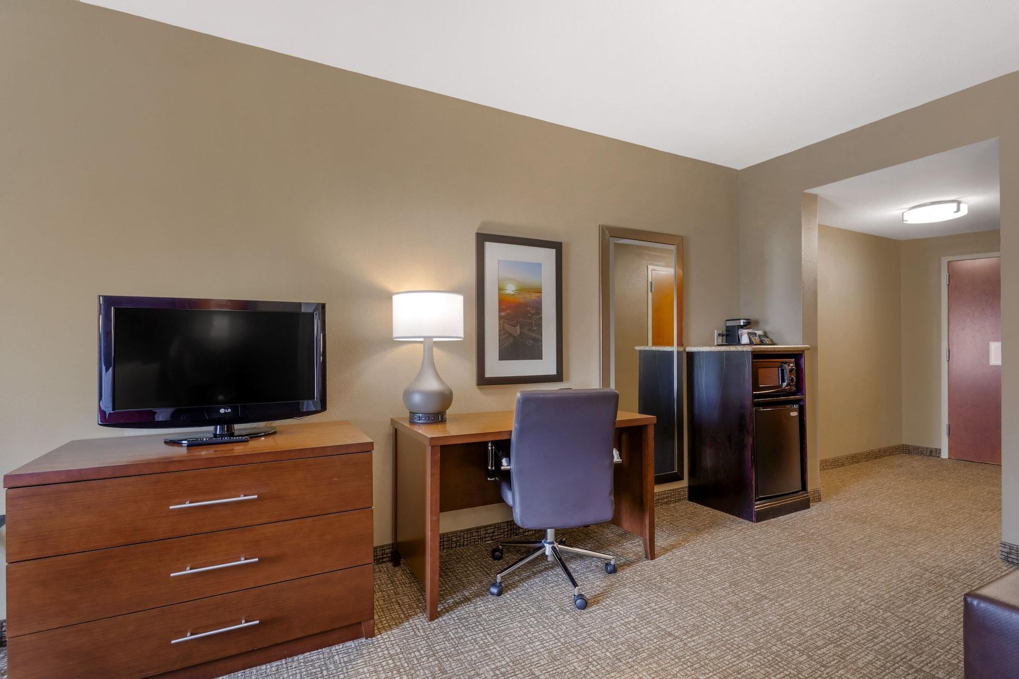 Comfort Suites North Knoxville Bagian luar foto