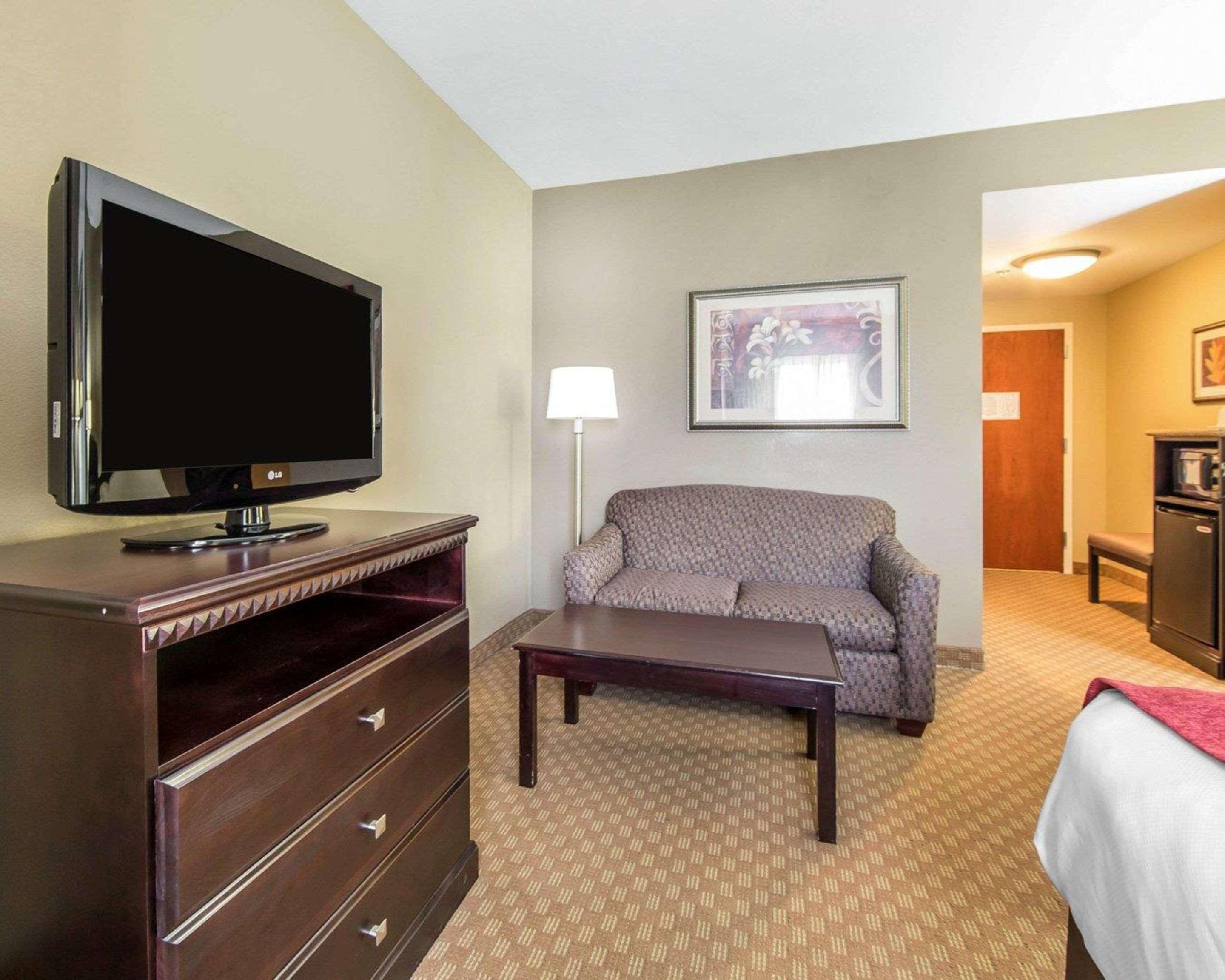 Comfort Suites North Knoxville Bagian luar foto