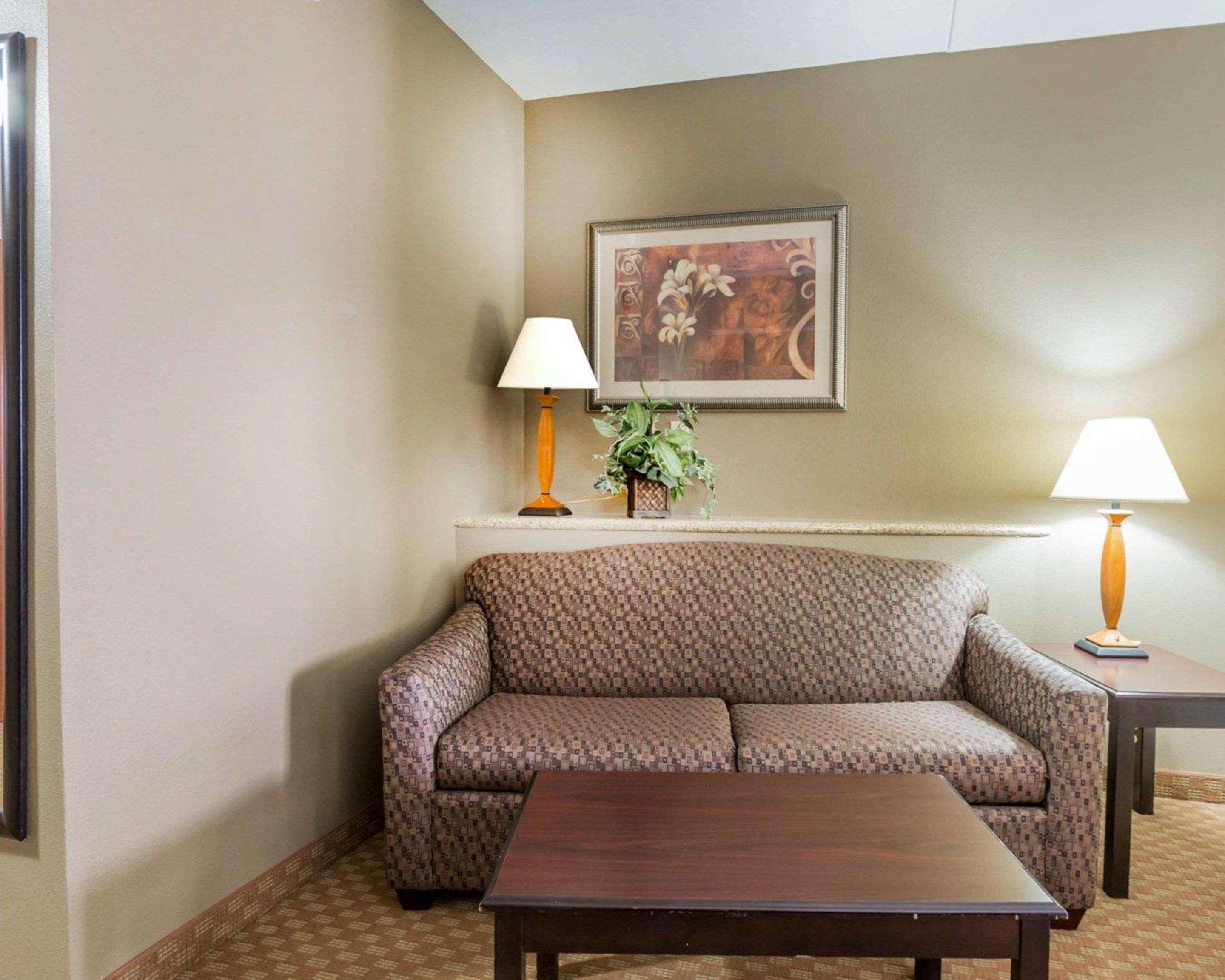 Comfort Suites North Knoxville Bagian luar foto