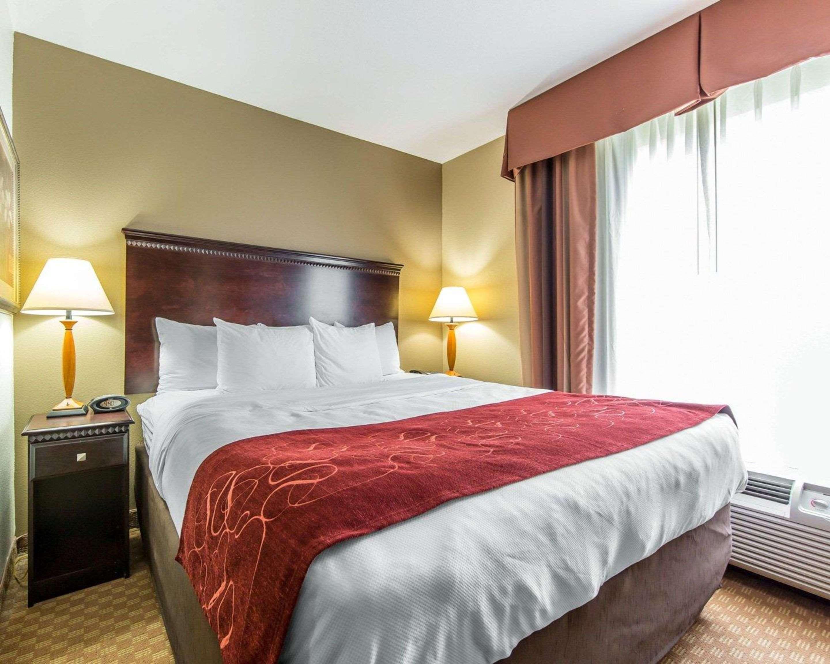Comfort Suites North Knoxville Bagian luar foto