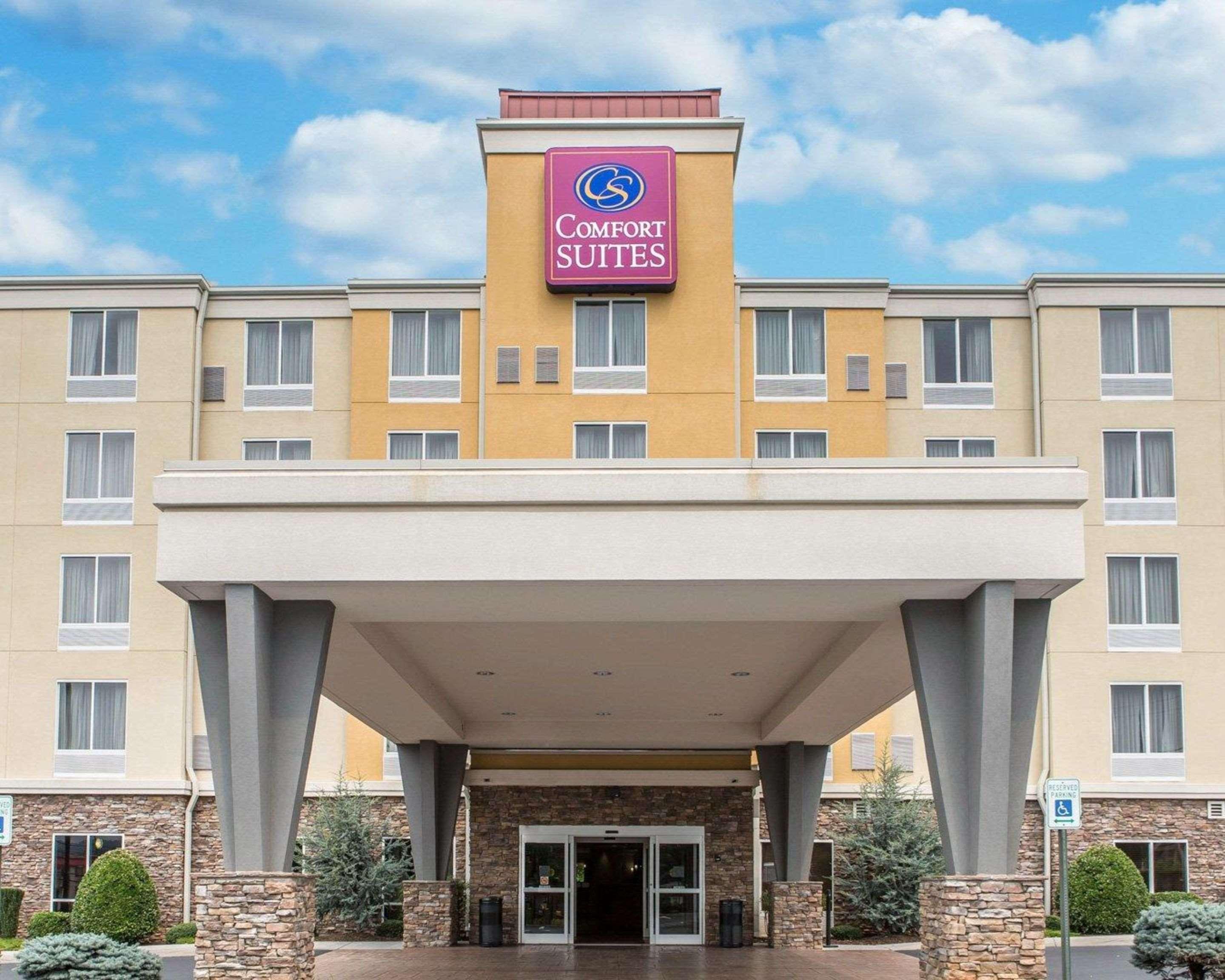 Comfort Suites North Knoxville Bagian luar foto
