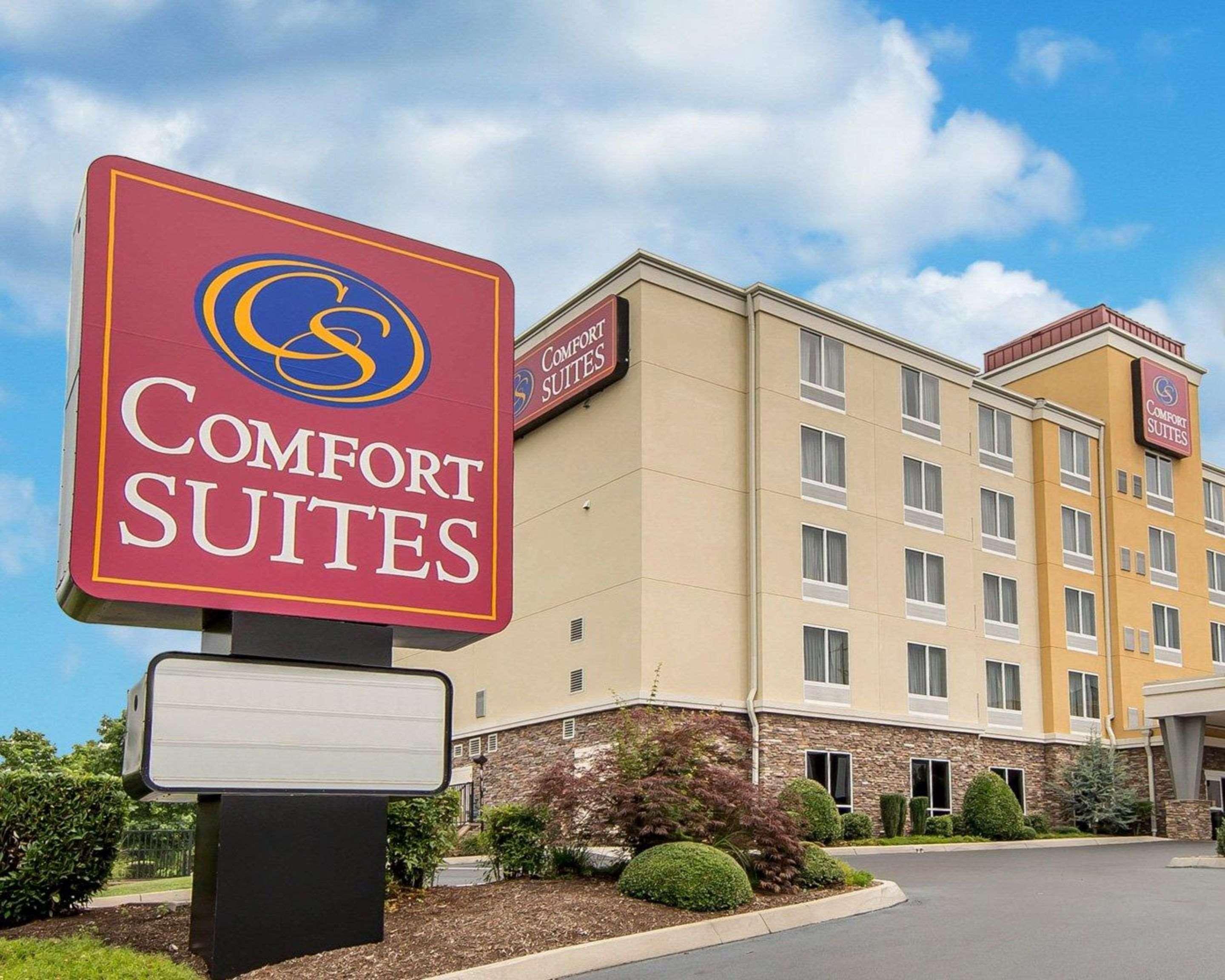 Comfort Suites North Knoxville Bagian luar foto
