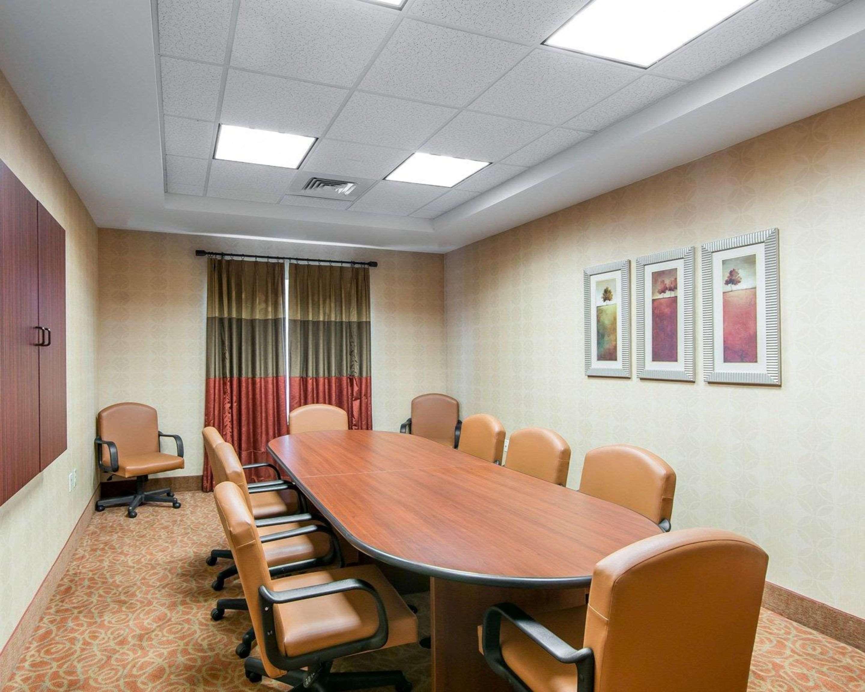 Comfort Suites North Knoxville Bagian luar foto